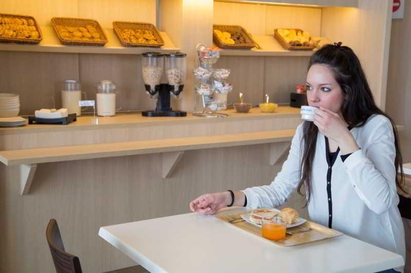 บี แอนด์ บี โฮเต็ล บิลาเดกัน Hotel บีลาเดอกันส์ ภายนอก รูปภาพ